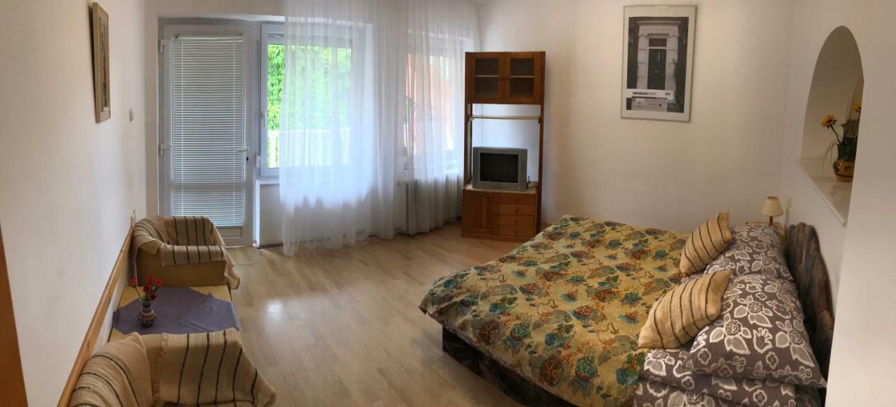 Friends Villa Apartments 2 ヘーヴィーズ エクステリア 写真